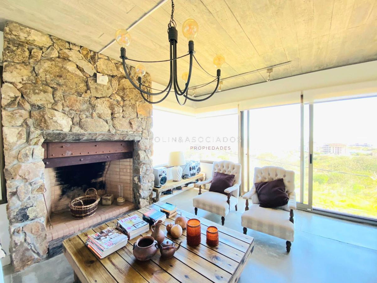 Foto de Casa de cuatro dormitorios barbacoa y piscina en Venta, imagen 4