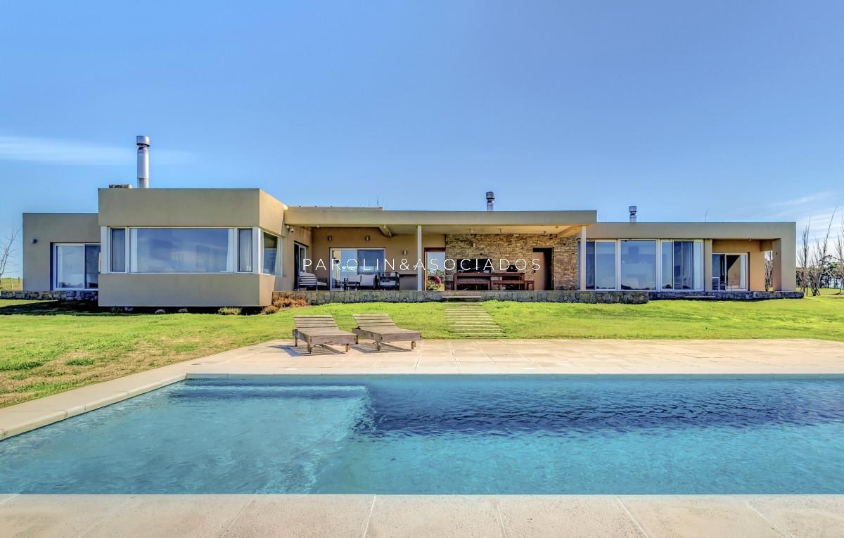 Foto de Casa en venta en Laguna de los Cisnes, imagen 2