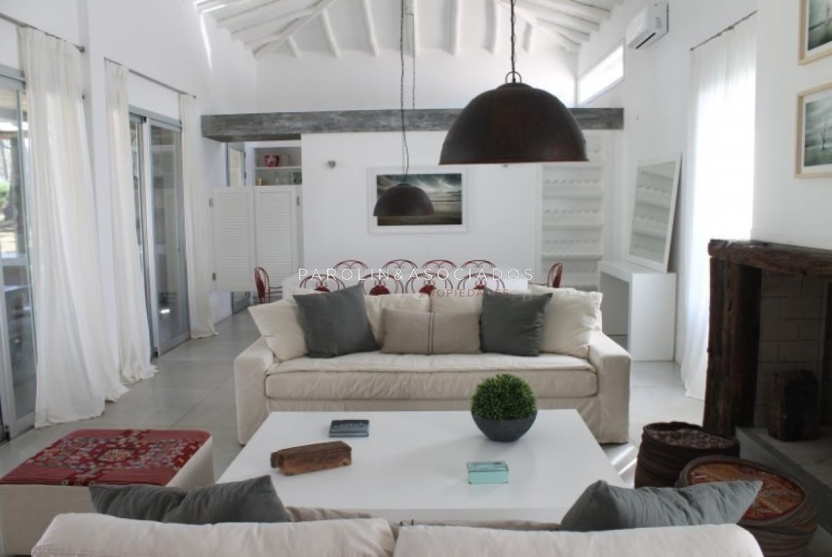 Foto de Casa en venta de 3 dormitorios en José Faro, Punta del Este., imagen 5