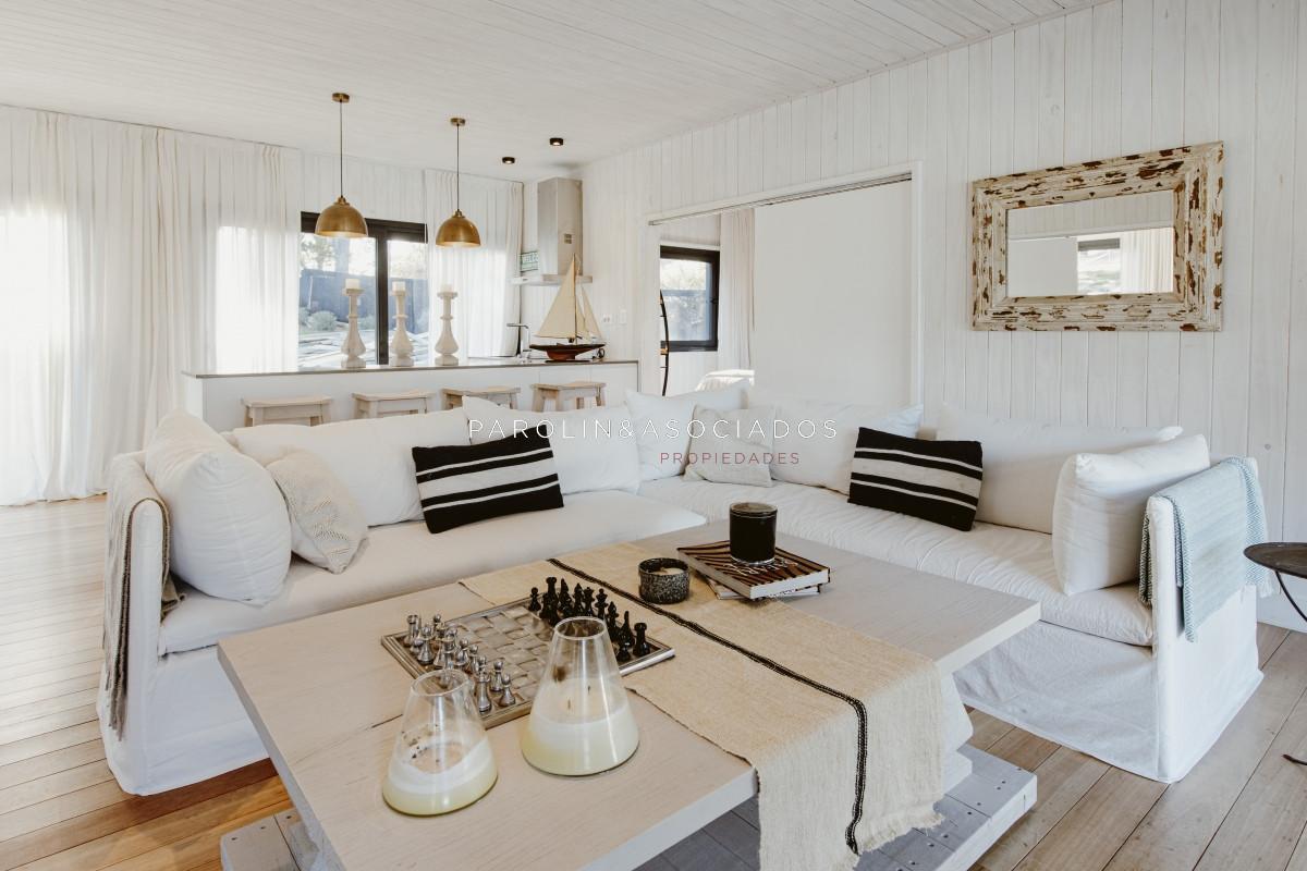 Foto de Casa en venta de 4 dormitorios en Laguna Escondida, Punta del Este., imagen 2