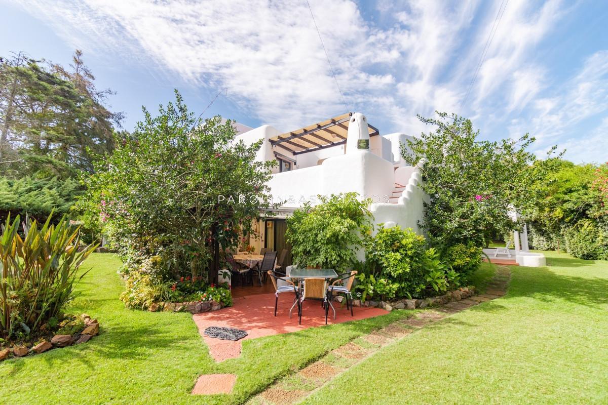 Foto de Casa en venta en complejo de Punta Ballena, Punta del Este., imagen 2