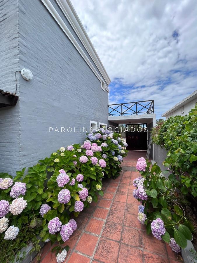 Foto de Casa de 3 dormitorios en venta en Manantiales, Punta del Este., imagen 1