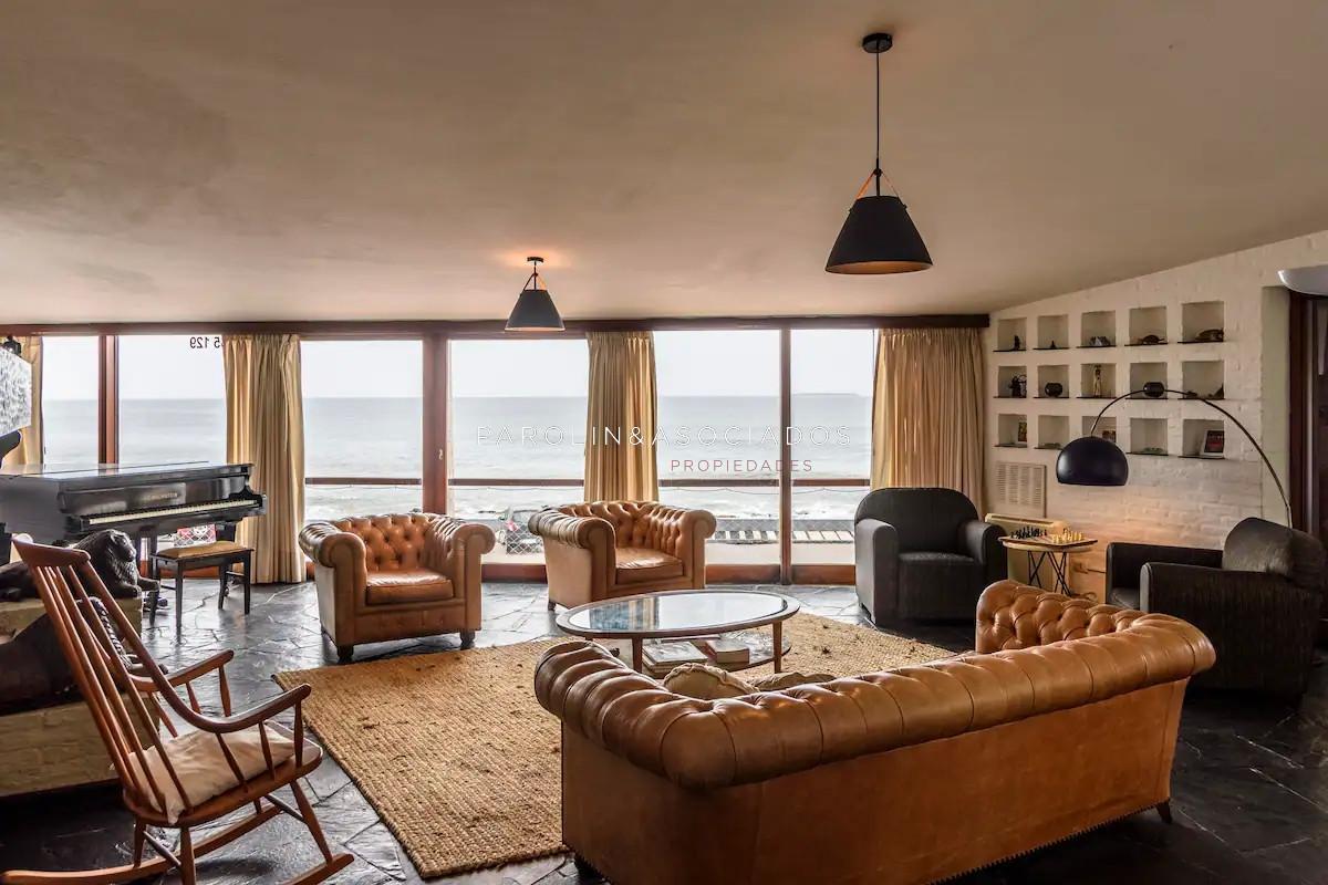 Foto de Casa de seis dormitorios en primera linea frente al mar en Península de, imagen 3