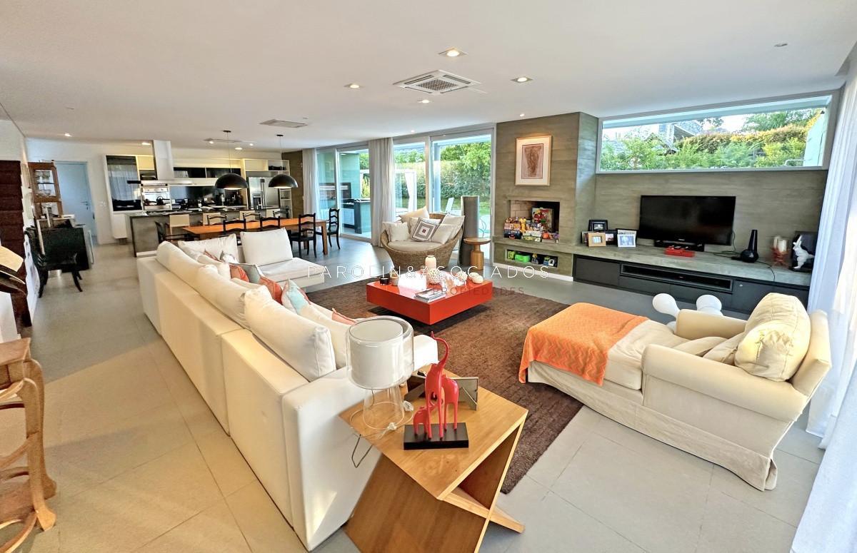 Foto de CAsa en venta en barrio privado con 5 suites, Punta del Este., imagen 3