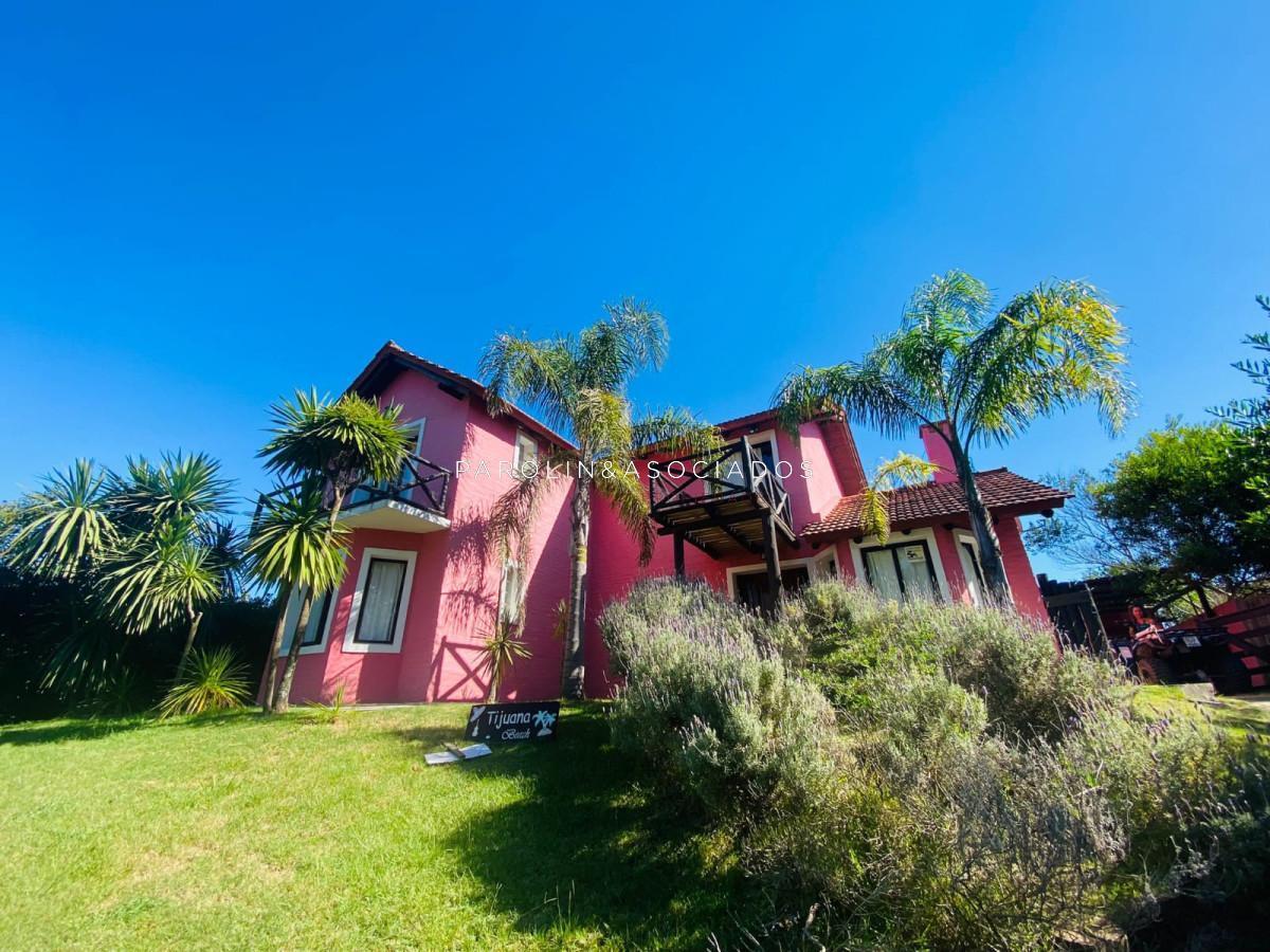 Foto de Casa en venta de 4 dormitorios Tío Tom, Punta del Este., imagen 1