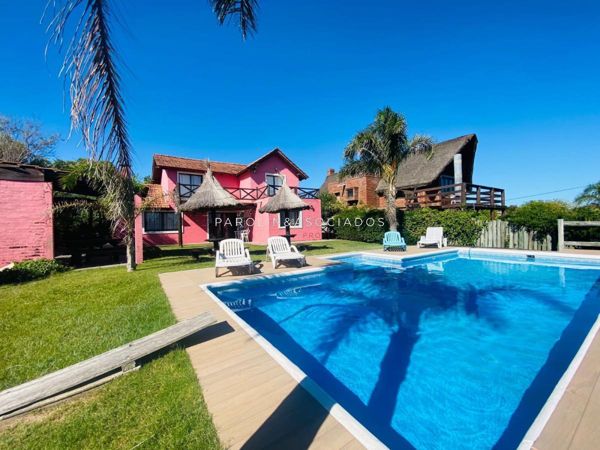 Foto de Casa en venta de 4 dormitorios Tío Tom, Punta del Este., imagen 2