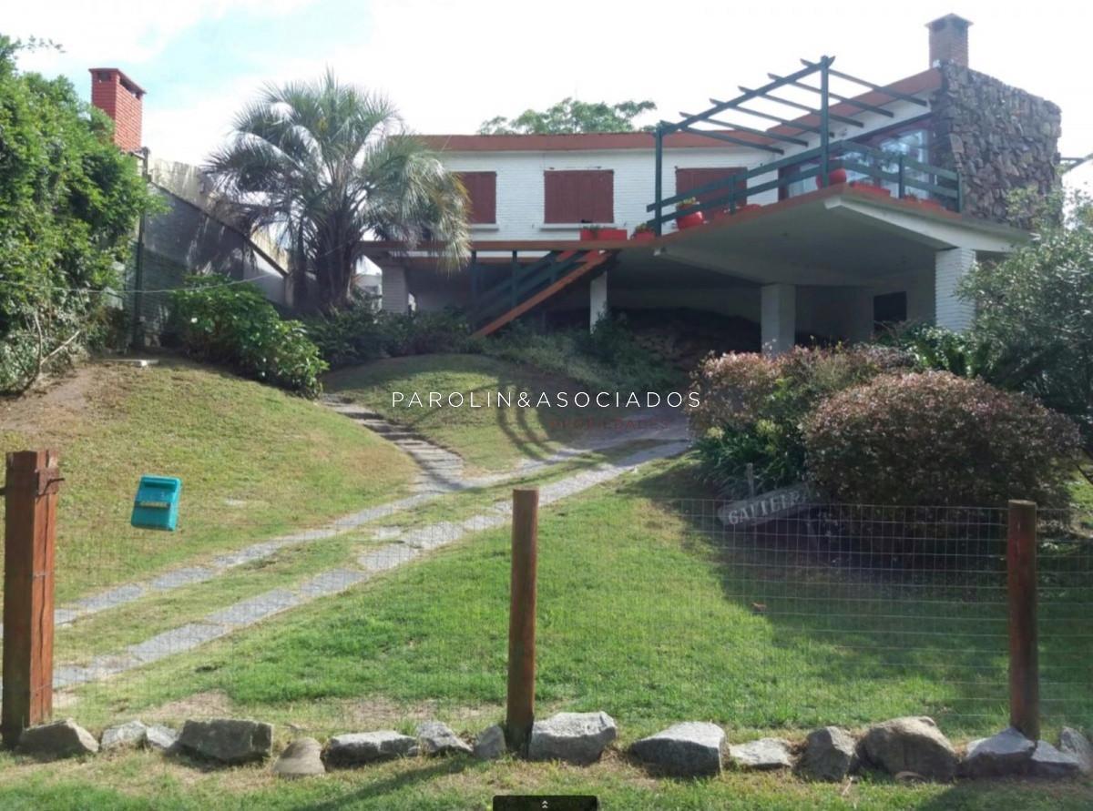 Foto de EXCELENTE UBICACION PARA VIVIR TODO EL AÑO! CASA EN VENTA ZONA DE PLAYA, imagen 1