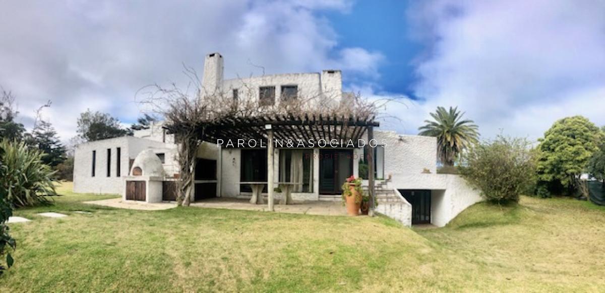 Foto de Casa en venta de 5 dormitorios en Pinares, Punta del Este., imagen 3