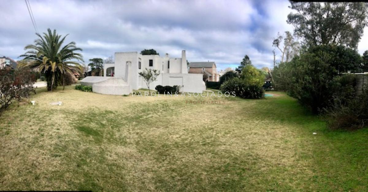 Foto de Casa en venta de 5 dormitorios en Pinares, Punta del Este., imagen 4