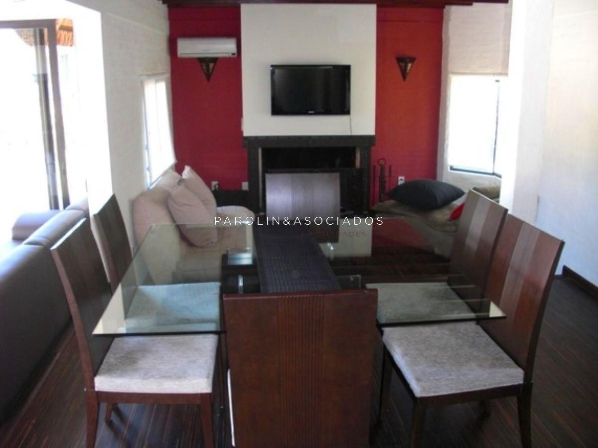 Foto de Casa en venta de 4 dormitorios en Pinares, Punta del Este., imagen 3
