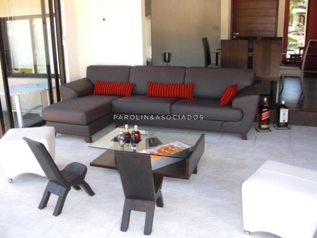 Foto de Casa en venta de 4 dormitorios en Pinares, Punta del Este., imagen 4