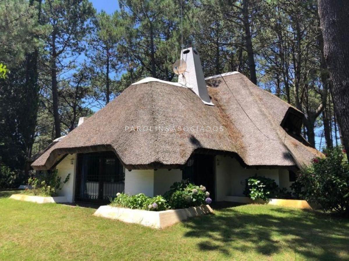 Foto de Casa en venta Club Del Lago 3 dormitorios, imagen 2