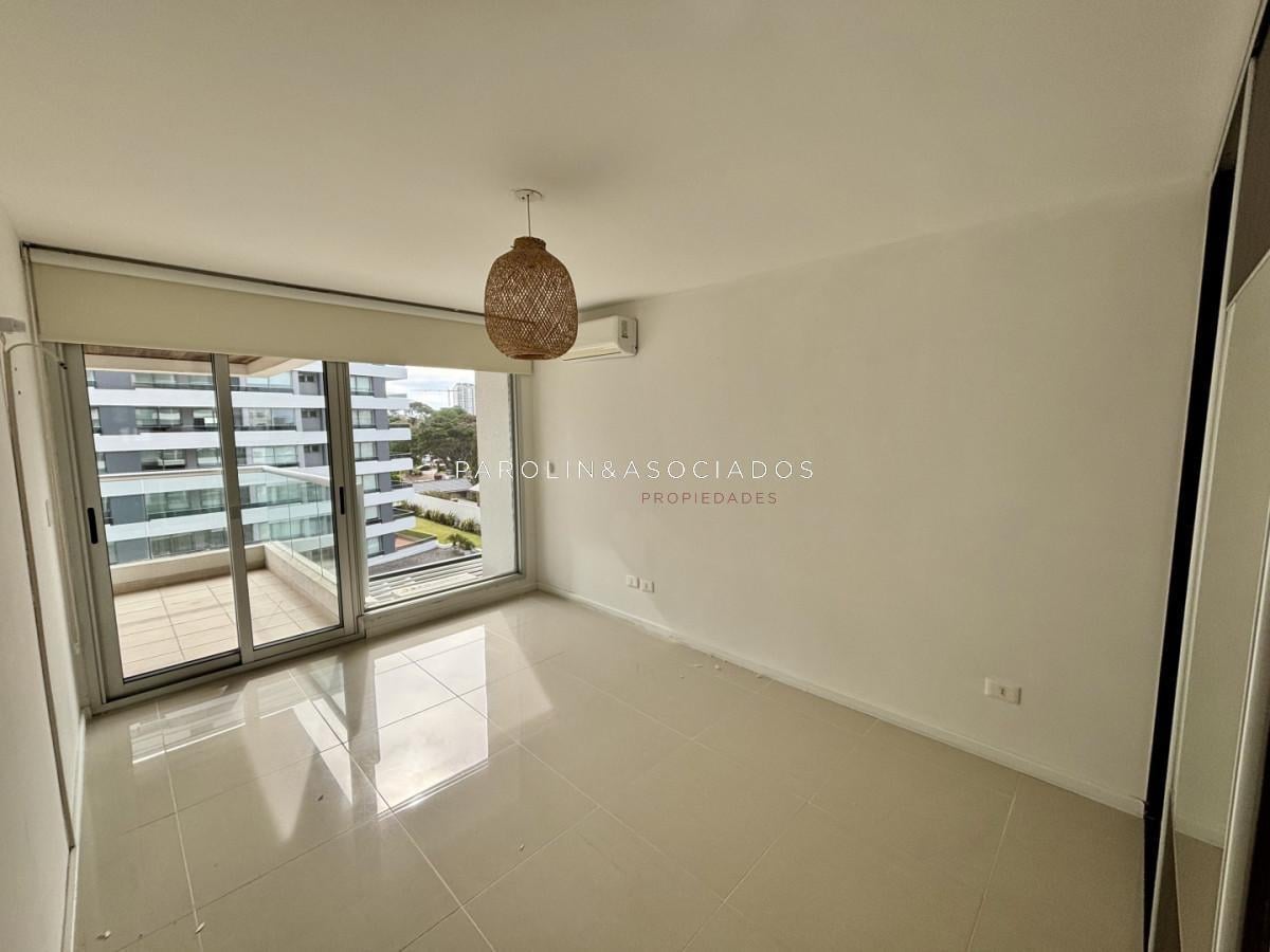 Foto de Departamento en venta en Icon Brava Tower, Oportunidad en Punta del Este, imagen 3