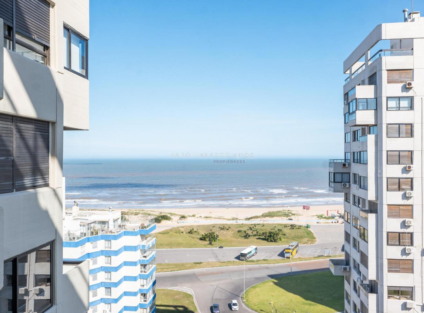Foto de Departamento en venta en Parquemar Center D, Oportunidad en Punta del, imagen 5