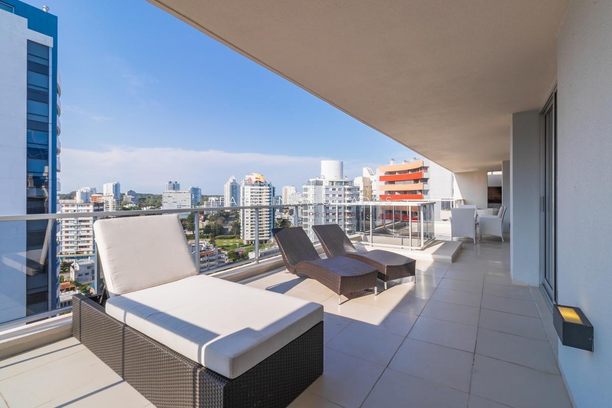 Foto de Departamento en venta en Arenas del Mar, Oportunidad en Punta del Este, imagen 3
