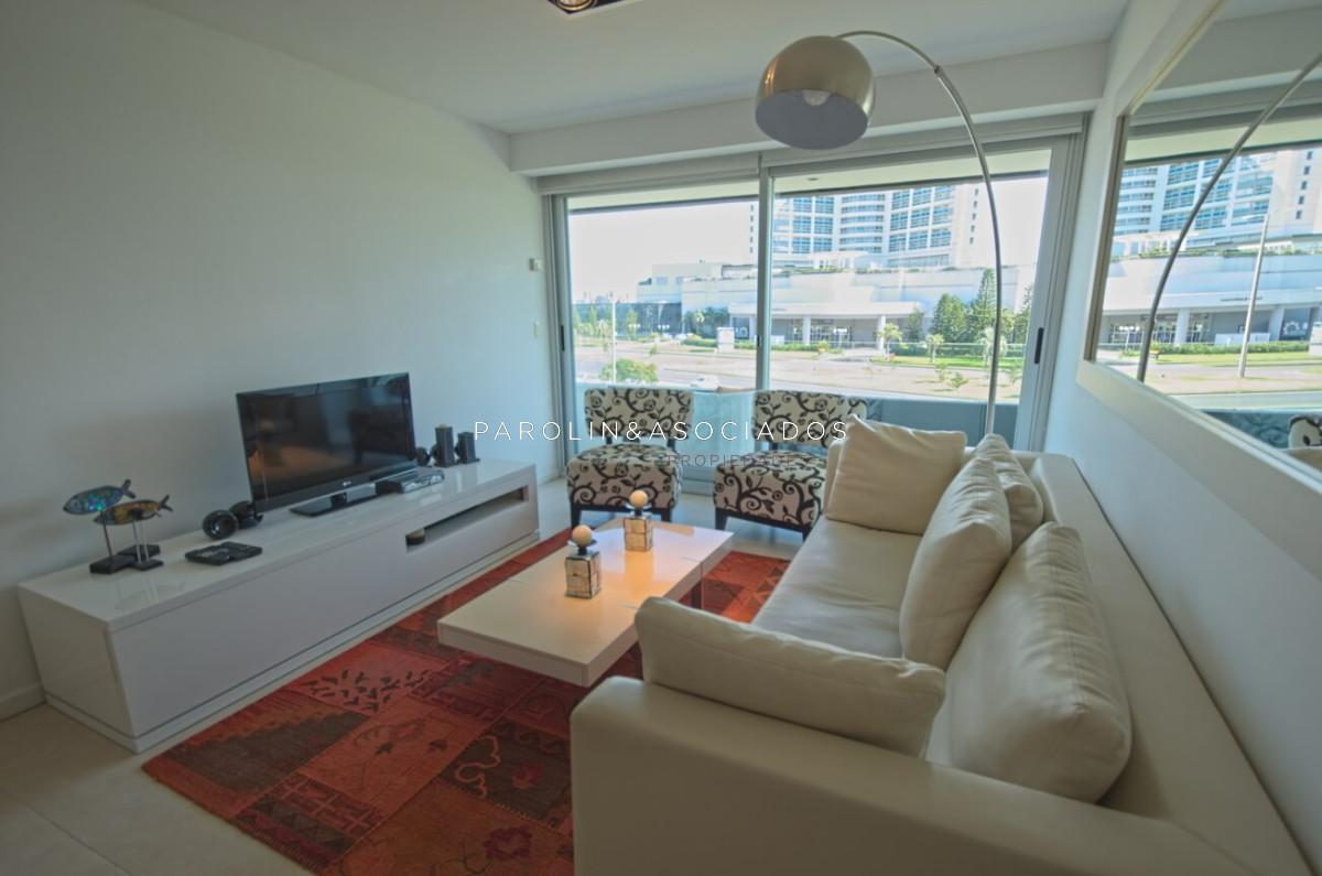 Foto de Departamento en venta en Torre del Mar, Oportunidad en Punta del Este, imagen 1
