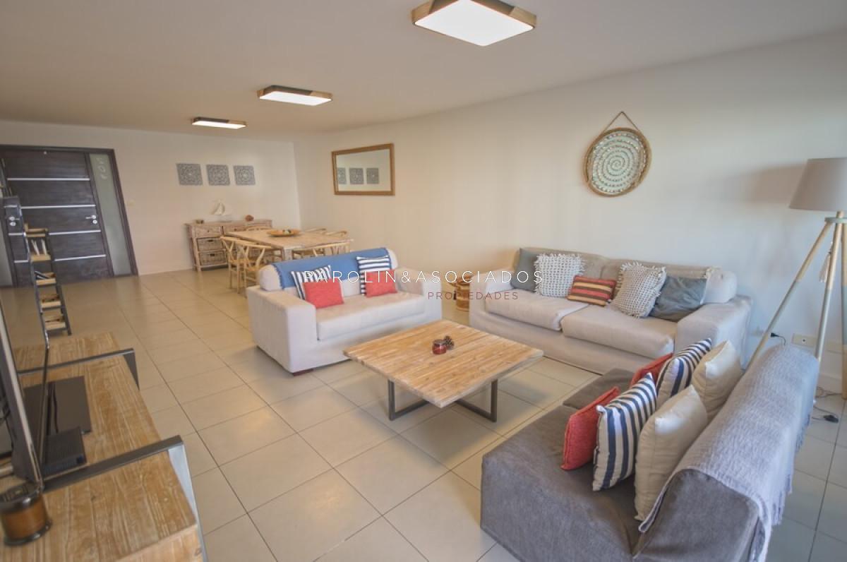 Foto de Departamento en venta en Manhattan, Oportunidad en Punta del Este, imagen 3