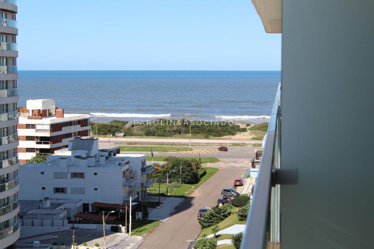 Foto de Departamento en venta en Chronos, Oportunidad en Punta del Este, imagen 2