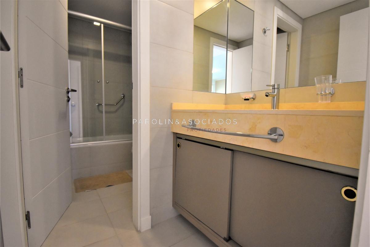 Foto de Departamento en venta en Wind Tower, Oportunidad en Punta del Este, imagen 4