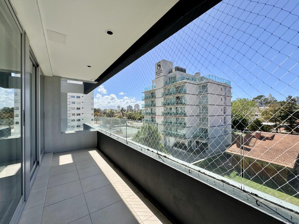 Foto de Departamento en venta en Torre del Mar, Oportunidad en Punta del Este, imagen 1