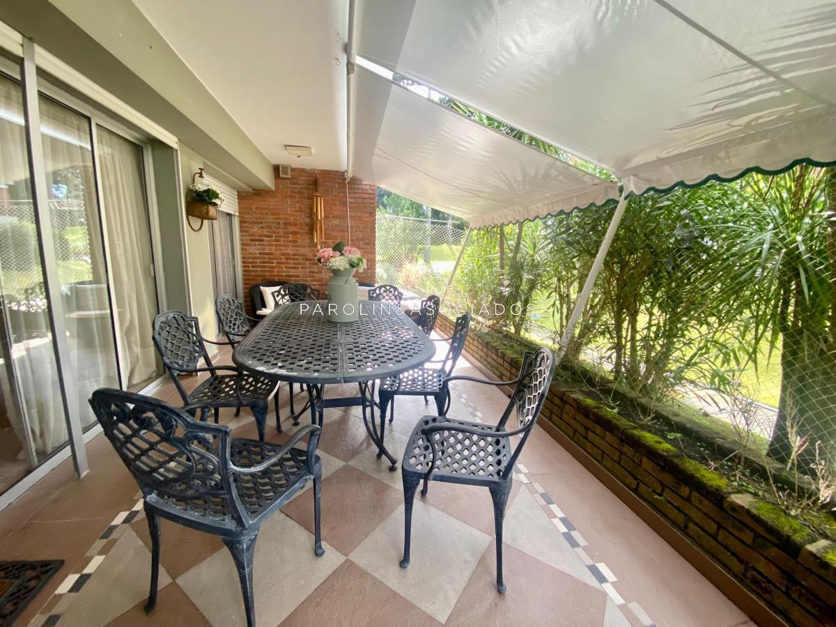 Foto de Departamento en venta en Algarrobo, Oportunidad en Punta del Este, imagen 2