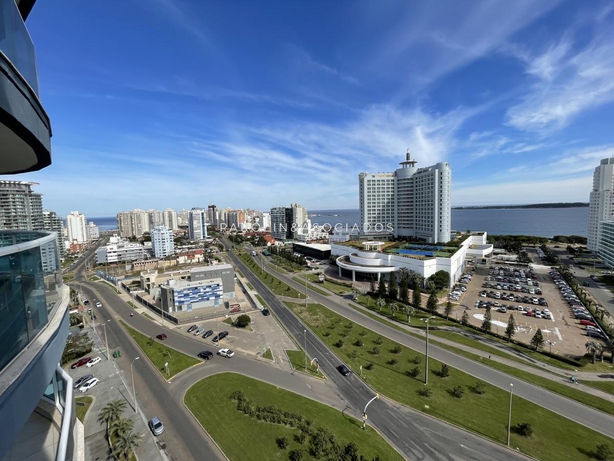 Foto de Departamento en venta en Casino Tower, Oportunidad en Punta del Este, imagen 3