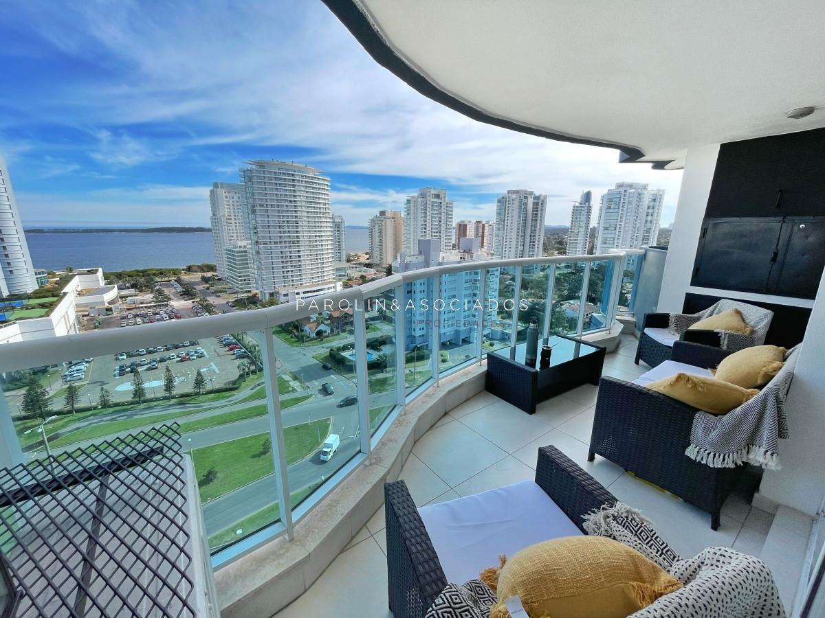 Foto de Departamento en venta en Casino Tower, Oportunidad en Punta del Este, imagen 2