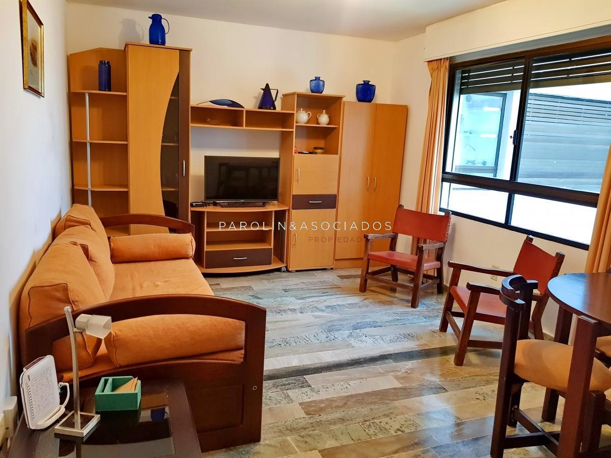 Foto de Departamento en venta en Parquemar Center Block A, Oportunidad en Punta, imagen 2