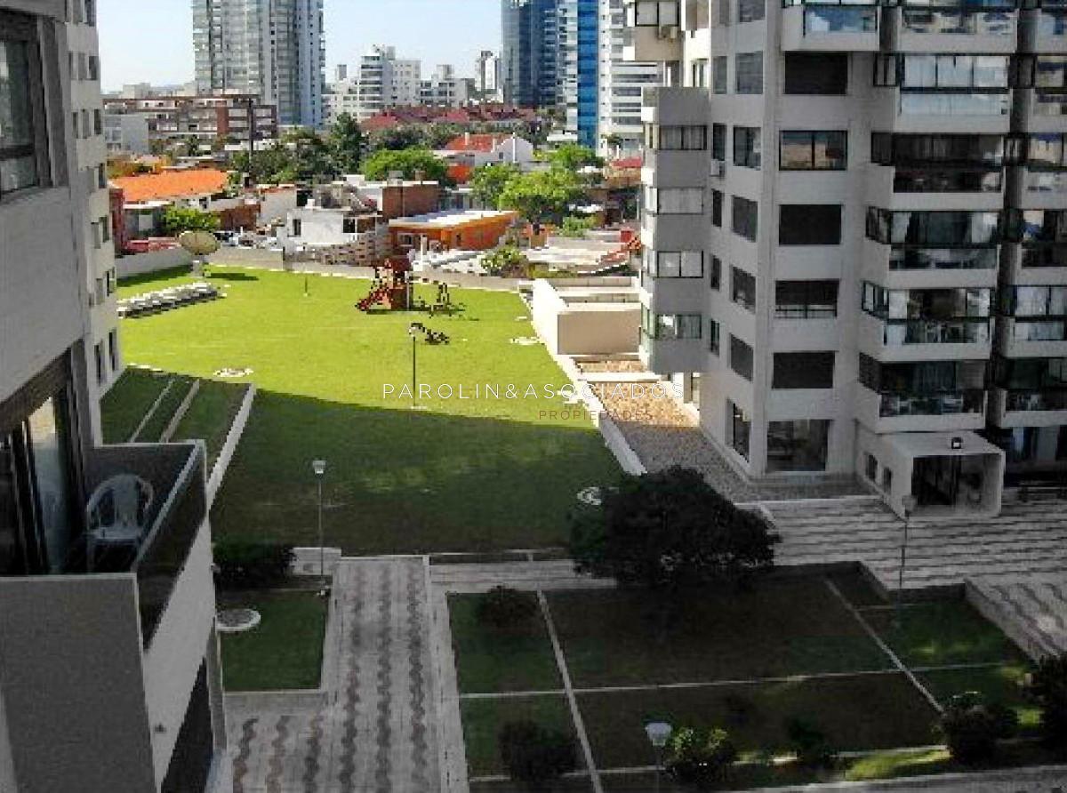 Foto de Departamento en venta en Parquemar Center Block A, Oportunidad en Punta, imagen 5