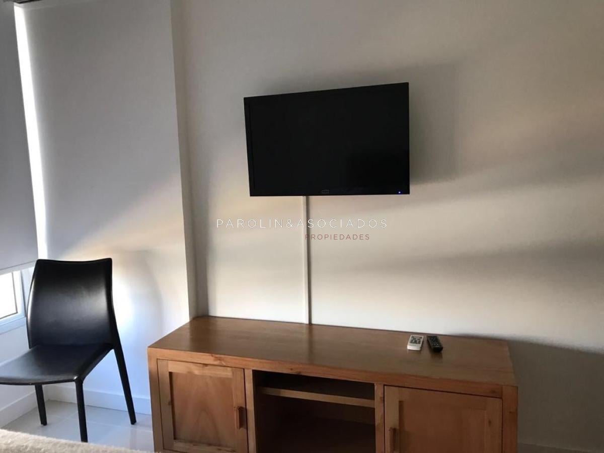 Foto de Departamento en venta en The Forest Tower II, Oportunidad en Punta del, imagen 1