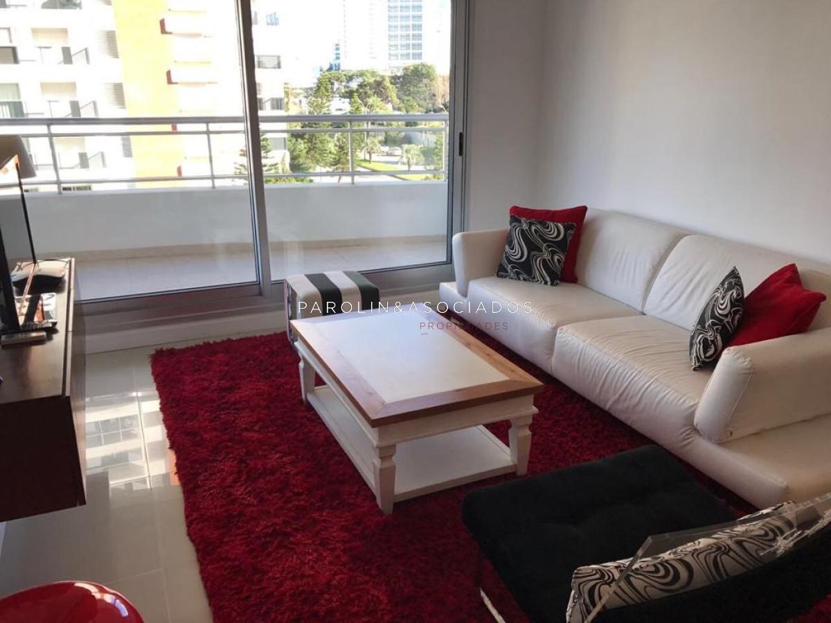 Foto de Departamento en venta en The Forest Tower II, Oportunidad en Punta del, imagen 2