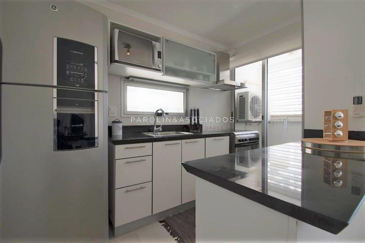 Foto de Departamento en venta en Ocean Drive II, Oportunidad en Punta del Este, imagen 3
