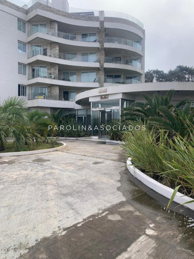 Foto de Departamento en venta en Azure Tower II, Oportunidad en Punta del Este, imagen 2
