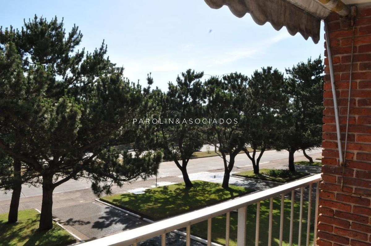 Foto de Departamento en venta en Fiumicino, Oportunidad en Punta del Este, imagen 2