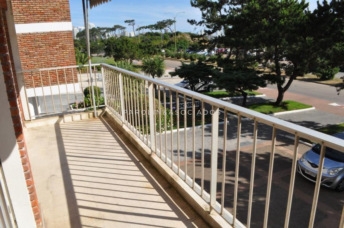 Foto de Departamento en venta en Fiumicino, Oportunidad en Punta del Este, imagen 3