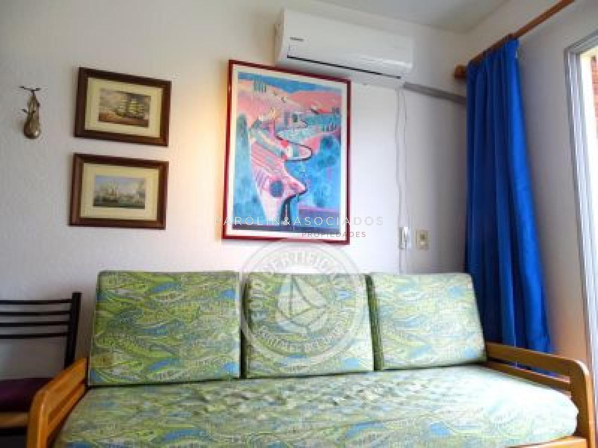 Foto de Departamento en venta en Edificio Perú, Oportunidad en Punta del Este, imagen 1
