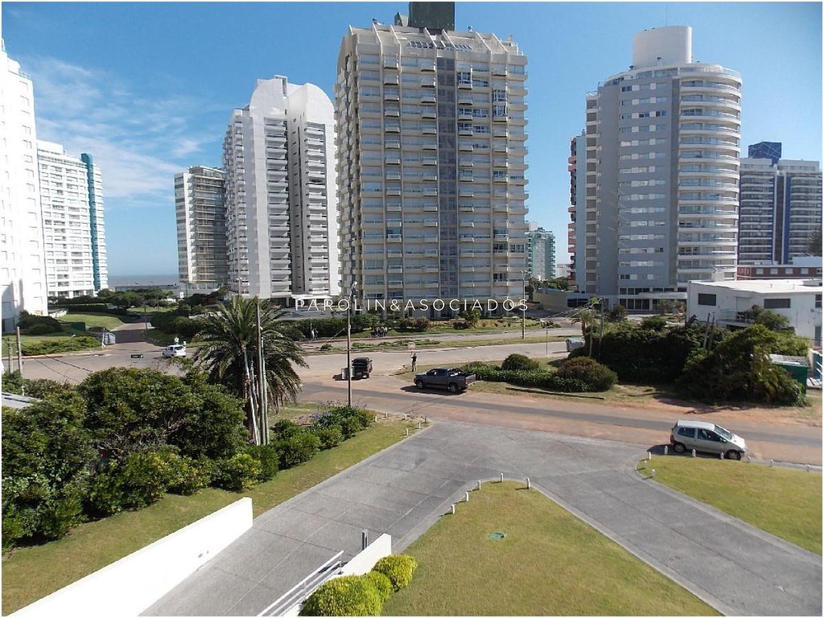 Foto de Departamento en venta en Forest Tower, Oportunidad en Punta del Este, imagen 3