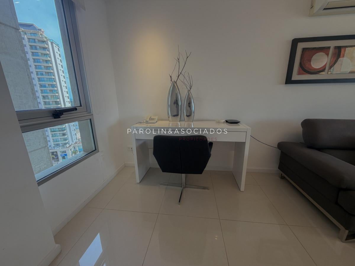 Foto de Departamento en Venta de 3 Dormitorios en Gala Vista, Punta del Este, imagen 4