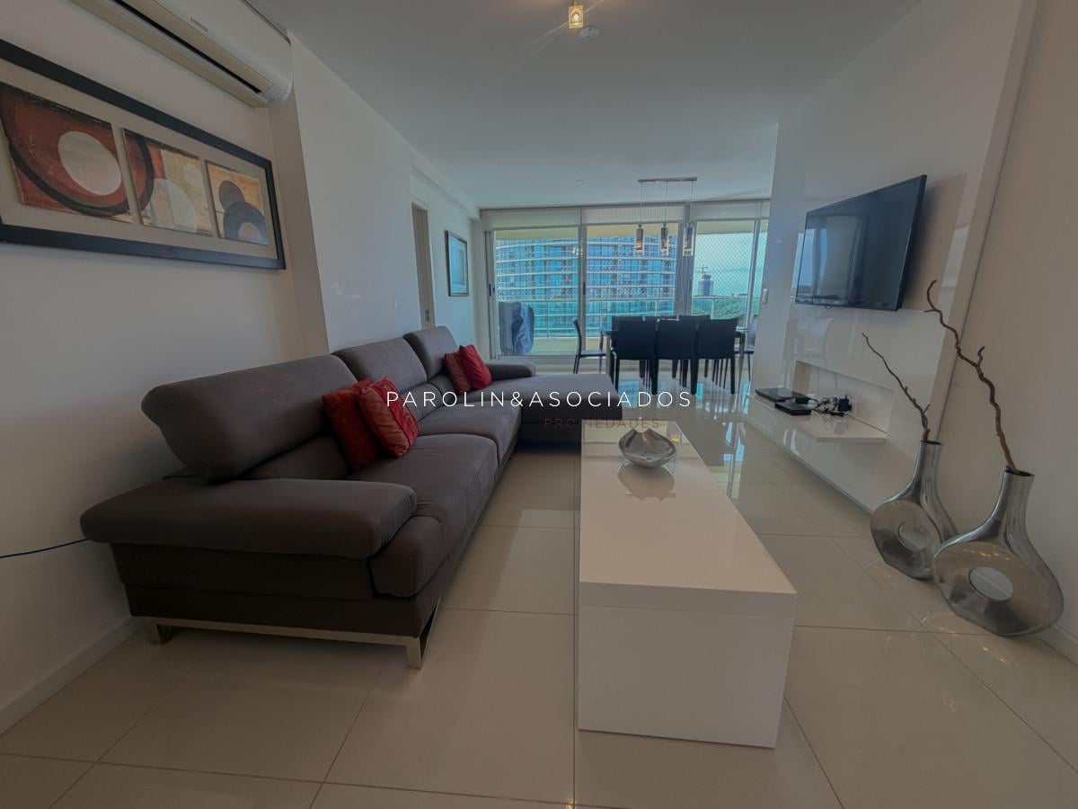 Foto de Departamento en Venta de 3 Dormitorios en Gala Vista, Punta del Este, imagen 2