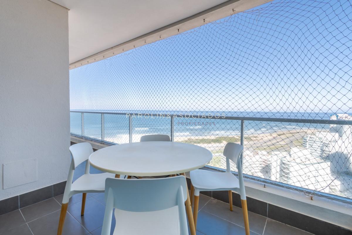 Foto de Apartamento de 2 Dormitorios en Playa Brava con Vista al Mar - Venta, imagen 1