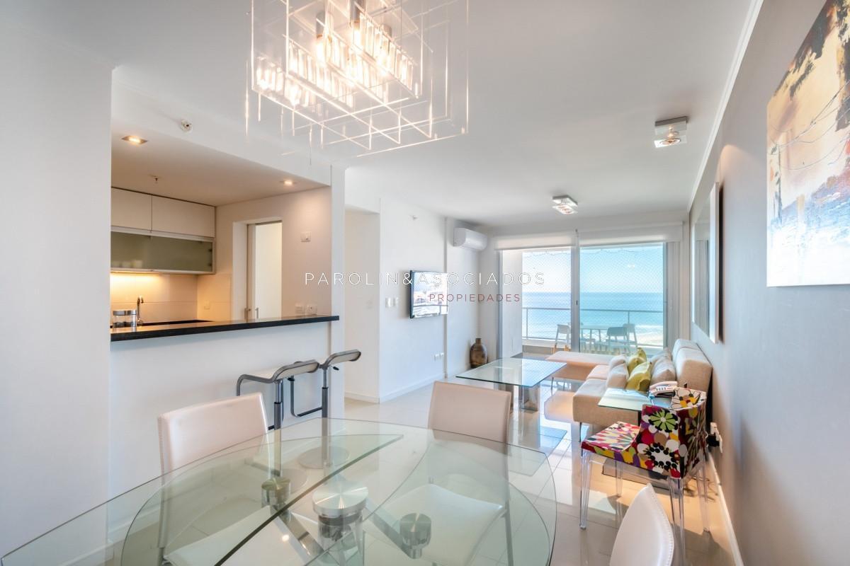 Foto de Apartamento de 2 Dormitorios en Playa Brava con Vista al Mar - Venta, imagen 4