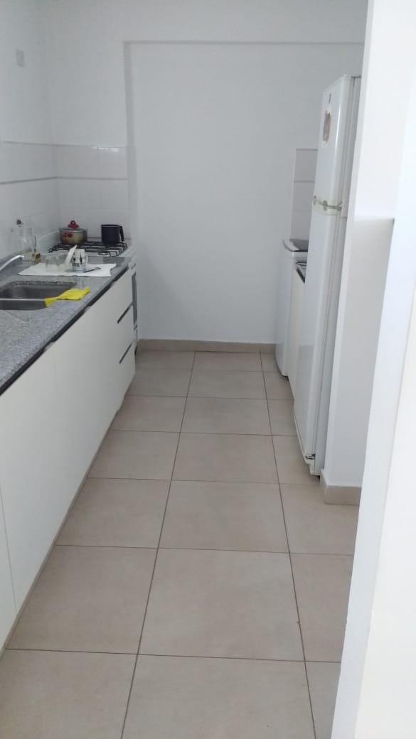 VENDO DPTO 2 DORM. CON COCHERA - AV. 24 DE SEPT. 1215 - Bº GRAL PAZ - ESCRITURA