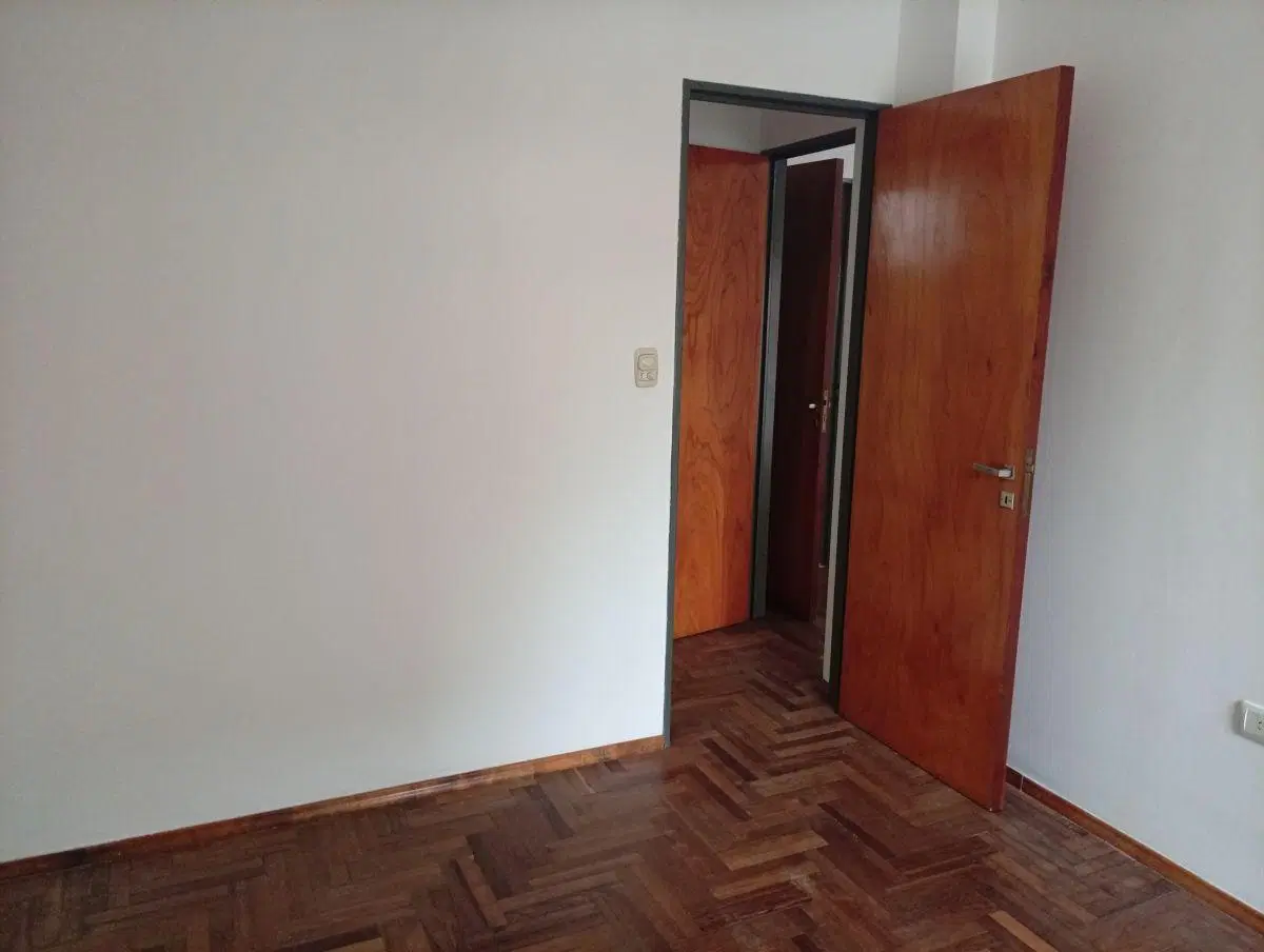 ALQUILO DPTO 1 DORMITORIO - CNEL. OLMEDO 7 - ALBERDI - COC. SEP. - BALCON - NO MASCOTAS 1