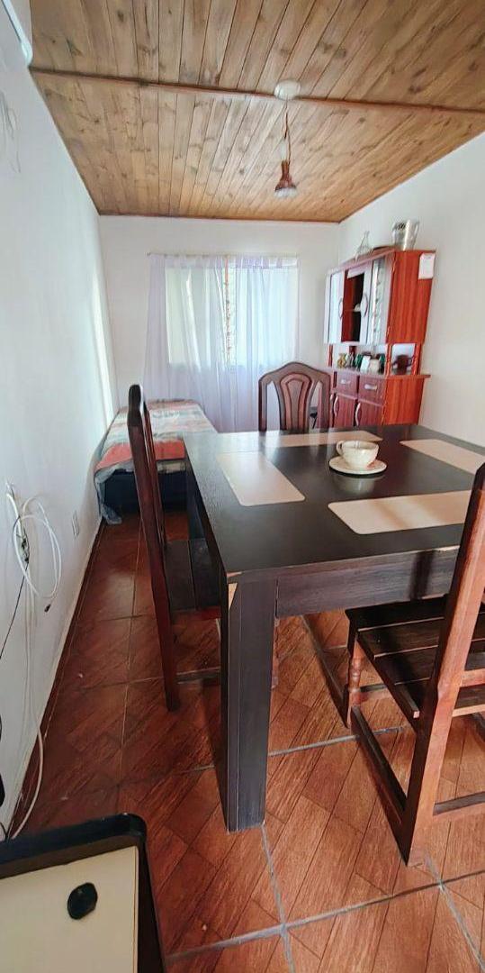 Foto de VENDO CASA DOS DORMITORIOS - JARDIN - PATIO - COCHERA, imagen 3