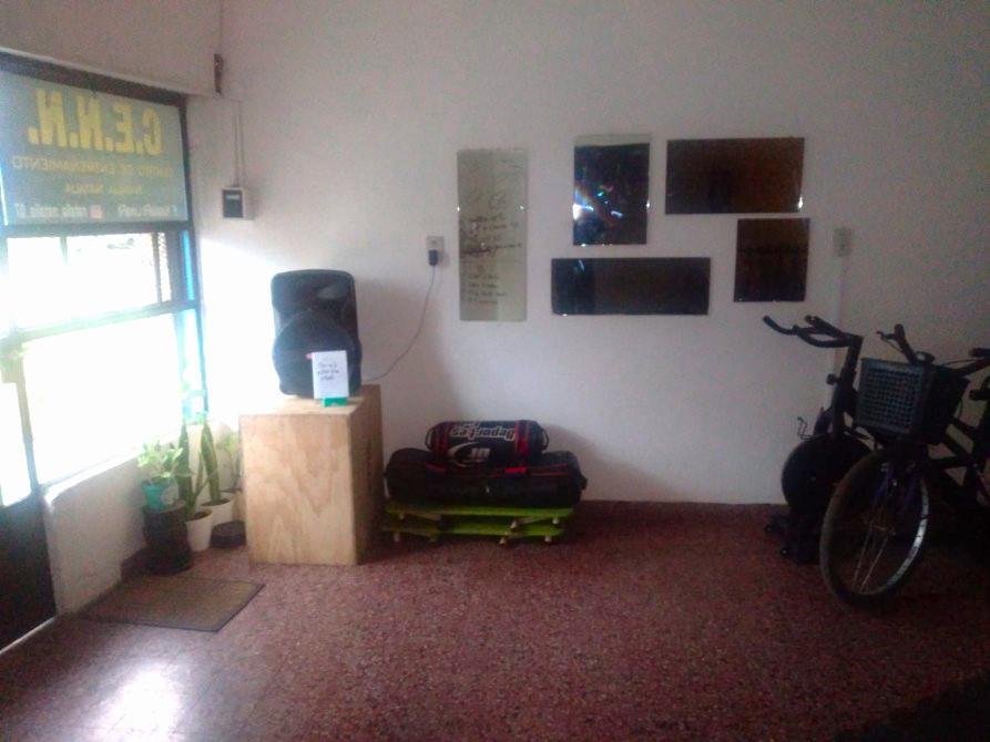 Foto de LOCAL o monoambiente- precio rebajado., imagen 3