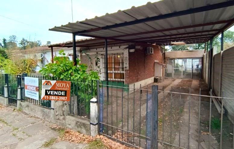 CASA 3 amb, lote 432m2 con MB ubicacion