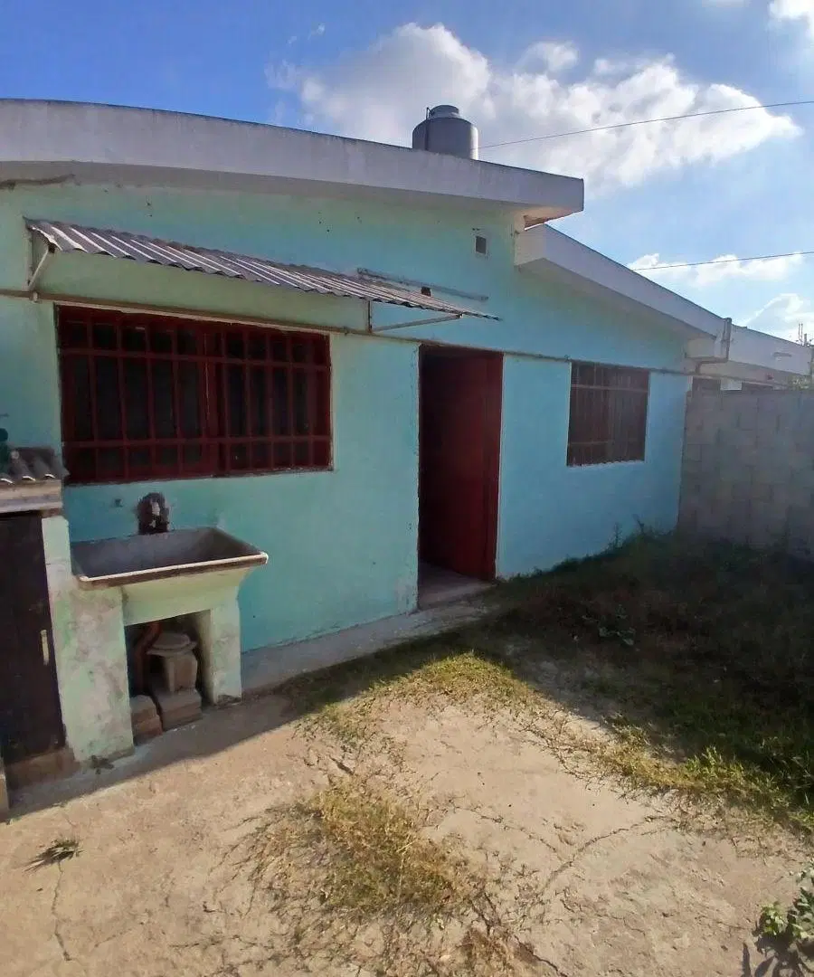 ALQUILER CASA DOS DORMITORIOS EN ARGUELLO NORTE 3