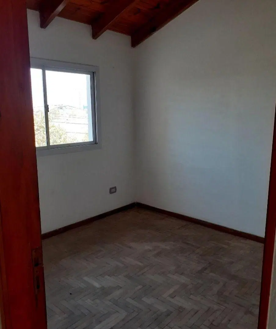 DUPLEX EN ALQUILER EN QUEBRADA DE LAS ROSAS 2