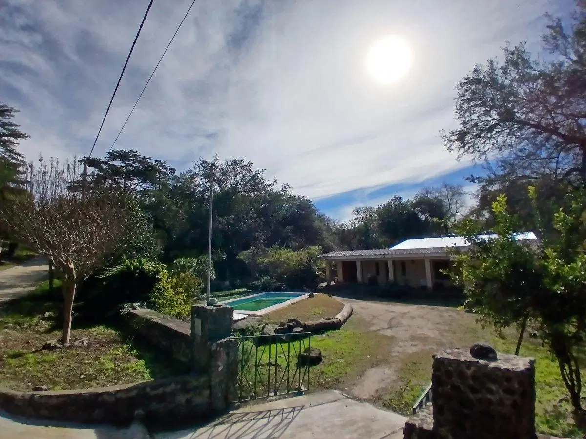 CASA EN VENTA EN LA SERRANITA 4