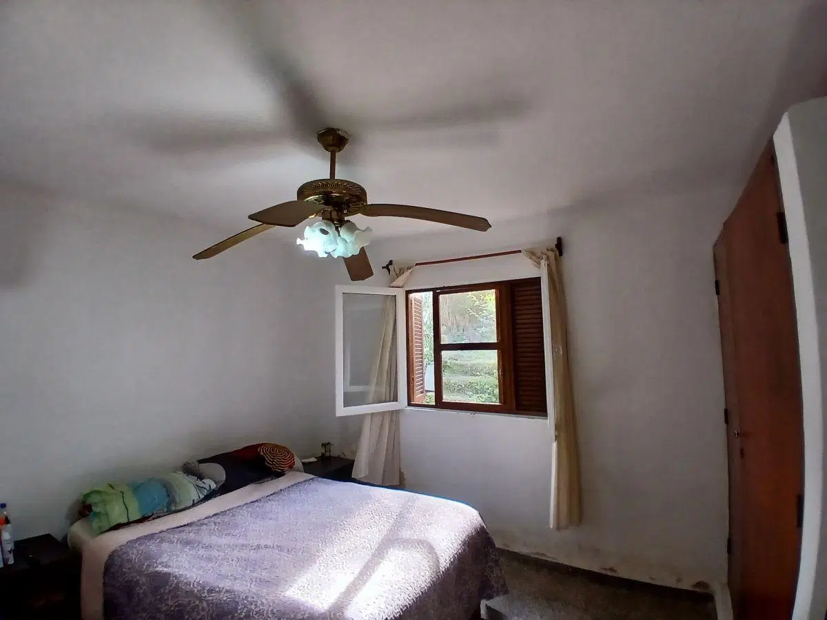 CASA EN VENTA EN LA SERRANITA 5